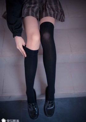 美丽姑娘视频在线观看免费高清版