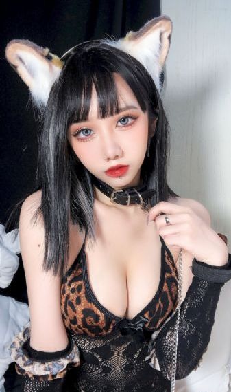 远山淡影