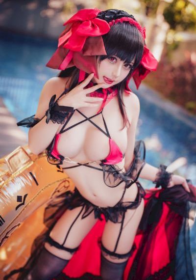 日韩美女乱淫aaa高清视频