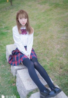 《云边有个小卖部》电影