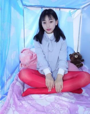 发狂的现代史在线观看