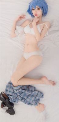 班上只有我一个男生动漫